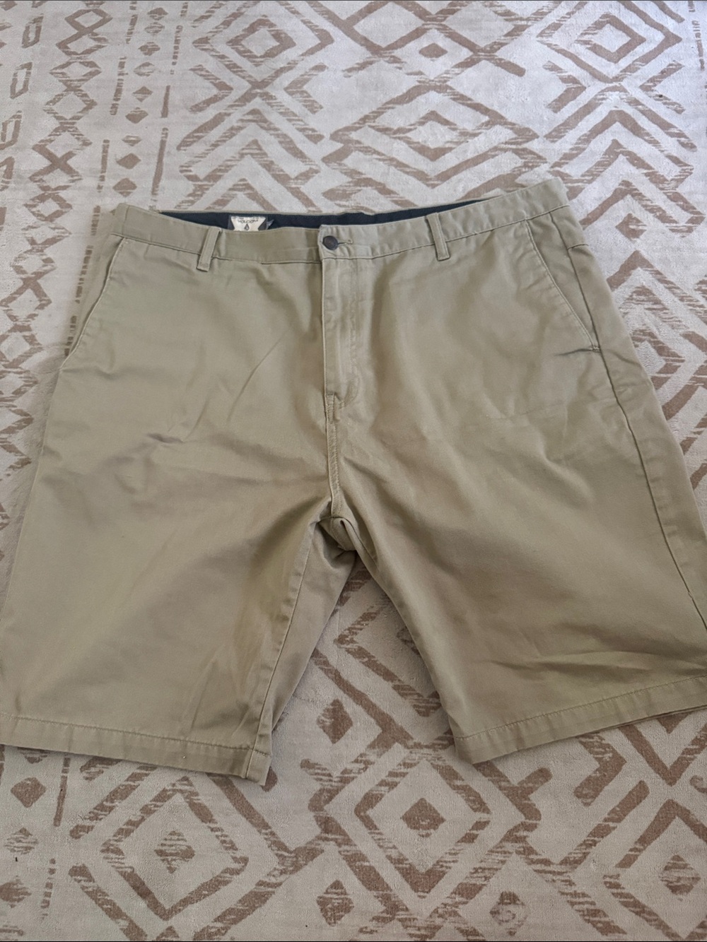 Volcom Men's Tan Flat-Front Casual Shorts